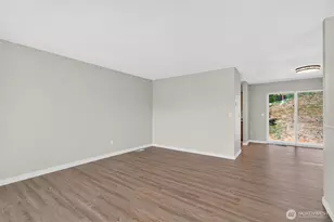 2701 Glen More St, Kelso, WA 98626 - Photo 6