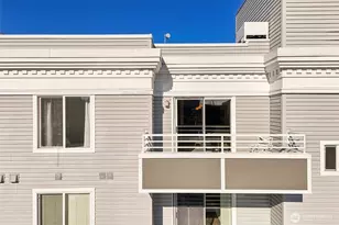 520 2nd Ave W, Seattle, WA 98119 - Photo 2