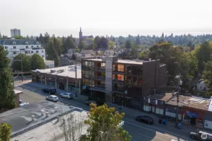 5611 University Wy NE, Seattle, WA 98105 - Photo 22