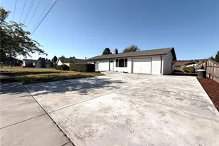 3430 Olive Way, Longview, WA 98632 - Photo 2