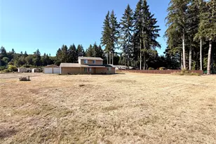 142 Gassman Rd, Castle Rock, WA 98611 - Photo 2