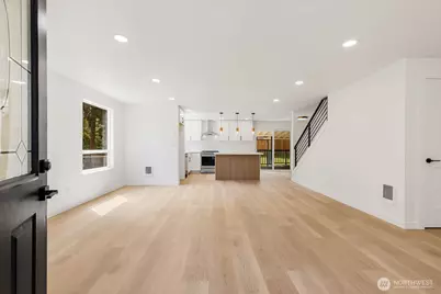 18103 81st St E, Bonney Lake, WA 98391 - Photo 12