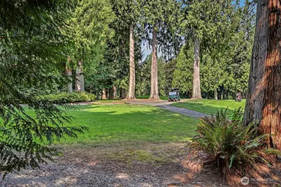 2235 Sahalee Drive E, Sammamish, WA 98074 - Photo 14