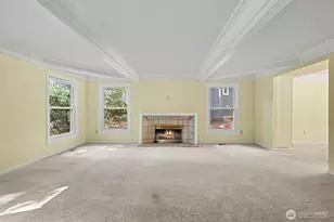 2235 Sahalee Dr E, Sammamish, WA 98074 - Photo 2