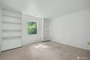 2235 Sahalee Dr E, Sammamish, WA 98074 - Photo 8