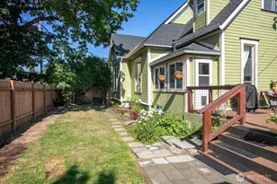 1402 Humboldt St, Bellingham, WA 98225 - Photo 18