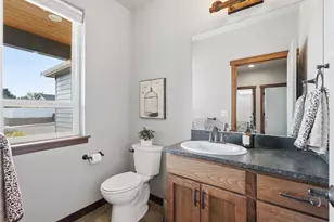 625 S Perry Ave, East Wenatchee, WA 98802 - Photo 8
