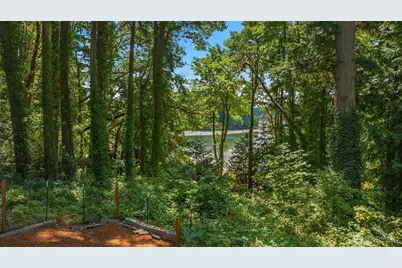 12640 Manzanita Road NE, Bainbridge Island, WA 98110 - Photo 34