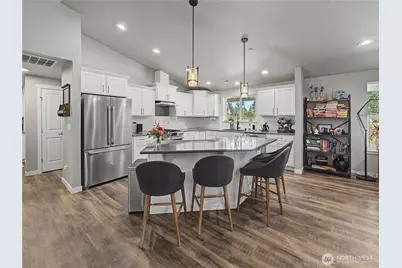 27011 173rd Street E, Buckley, WA 98321 - Photo 4