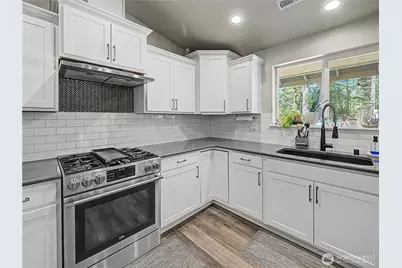 27011 173rd Street E, Buckley, WA 98321 - Photo 6