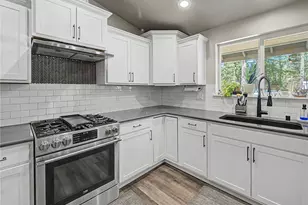 27011 173rd Street E, Buckley, WA 98321 - Photo 6