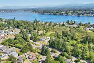 814 S Davies Rd, Lake Stevens, WA 98258 - Photo 30