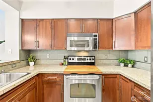 211 Kirkland Ave, Kirkland, WA 98033 - Photo 8