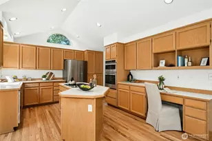 2489 239th Pl NE, Sammamish, WA 98074 - Photo 10