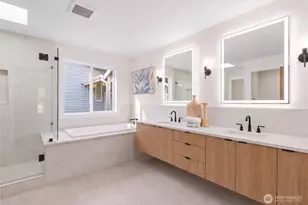 10020 178th Ave SE, Renton, WA 98059 - Photo 36