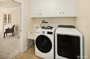 16217 NE 25th St, Bellevue, WA 98008 - Photo 20