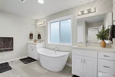 15137 Tyee Drive E, Bonney Lake, WA 98391 - Photo 26