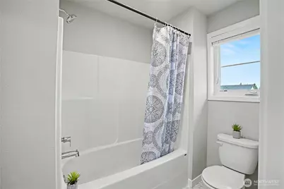 15137 Tyee Drive E, Bonney Lake, WA 98391 - Photo 20