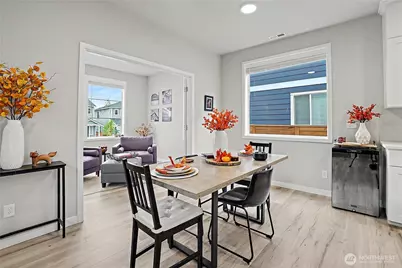 15137 Tyee Drive E, Bonney Lake, WA 98391 - Photo 6