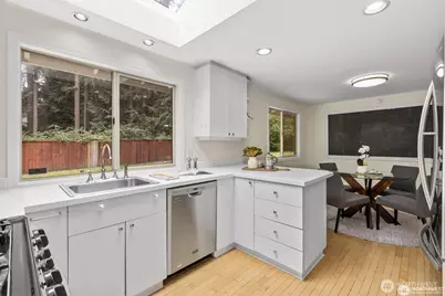 15515 184th Place NE, Woodinville, WA 98072 - Photo 16