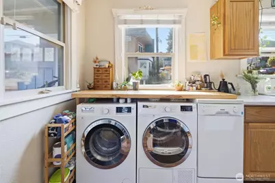 5060 Renton Avenue S, Seattle, WA 98118 - Photo 20