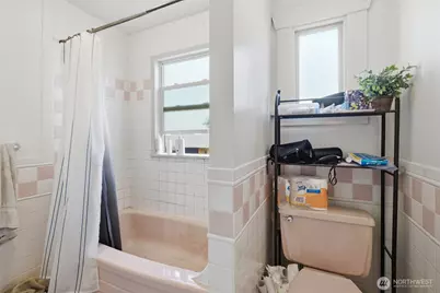 5060 Renton Avenue S, Seattle, WA 98118 - Photo 34