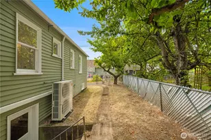 8311 3rd Ave NW, Seattle, WA 98117 - Photo 28