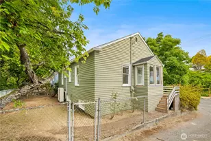 8311 3rd Ave NW, Seattle, WA 98117 - Photo 26