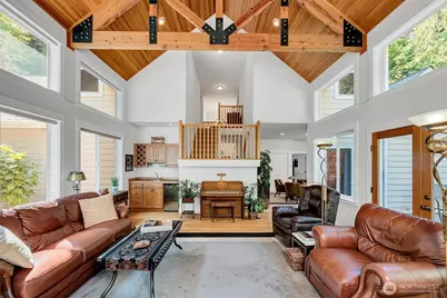 6477 Cultus Bay Road, Clinton, WA 98236 - Photo 10