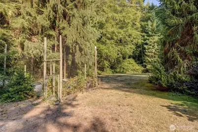 6477 Cultus Bay Road, Clinton, WA 98236 - Photo 36