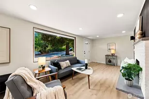 2538 NE 107th St, Seattle, WA 98125 - Photo 4