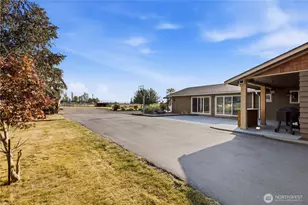23815 SE 448th St, Enumclaw, WA 98022 - Photo 26