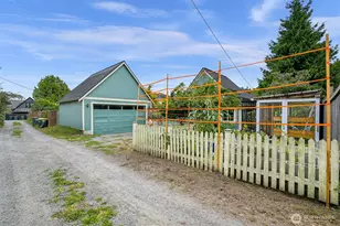 2318 Keesling St, Bellingham, WA 98225 - Photo 36
