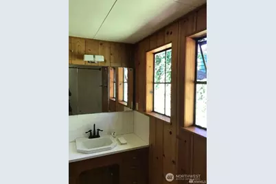 3222 30th Avenue W, Seattle, WA 98199 - Photo 12