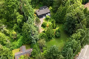 20200 37th Ave NE, Lake Forest Park, WA 98155 - Photo 2