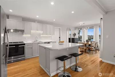 1758 Dexter Avenue N #6, Seattle, WA 98109 - Photo 8