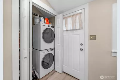 2430 Oakes Avenue, Everett, WA 98201 - Photo 16