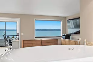 505 S Marine View Way, Federal Way, WA 98003 - Photo 16