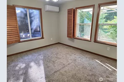 714 Tipsoo Loop S, Rainier, WA 98576 - Photo 16