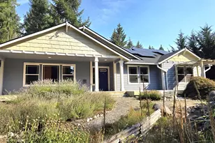 714 Tipsoo Loop S, Rainier, WA 98576 - Photo 1