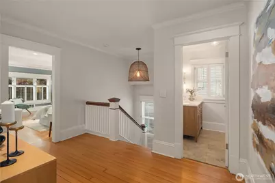 716 15th Avenue E, Seattle, WA 98112 - Photo 24