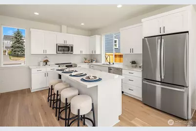 2402 Cleveland Avenue #B, Everett, WA 98201 - Photo 12