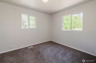 1141 West Ave, Port Orchard, WA 98366 - Photo 12