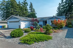 1925 NE 8th Ave, Oak Harbor, WA 98277 - Photo 1