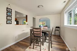 1925 NE 8th Ave, Oak Harbor, WA 98277 - Photo 12