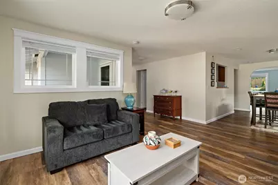 1925 NE 8th Avenue, Oak Harbor, WA 98277 - Photo 10
