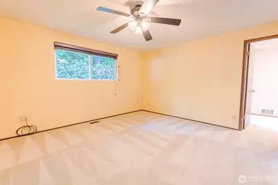 8017 47th Place W, Mukilteo, WA 98275 - Photo 14