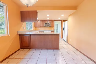8017 47th Place W, Mukilteo, WA 98275 - Photo 10