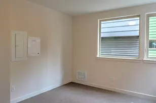 3625 Evanston Ave N, Seattle, WA 98103 - Photo 4
