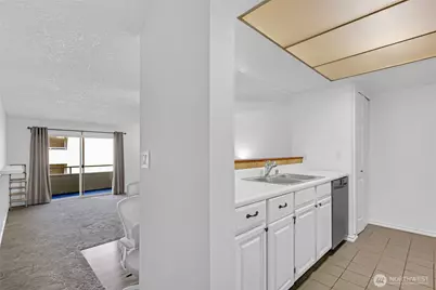 22213 6th Avenue S #203, Des Moines, WA 98198 - Photo 16